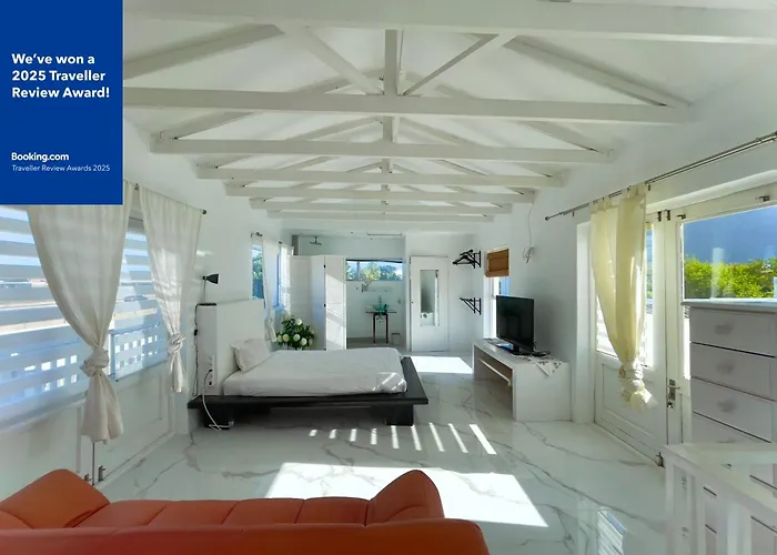 Spacious Park Island Studio At The Lake