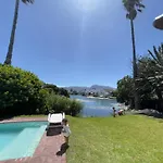 Spacious Park Island Studio At The Lake